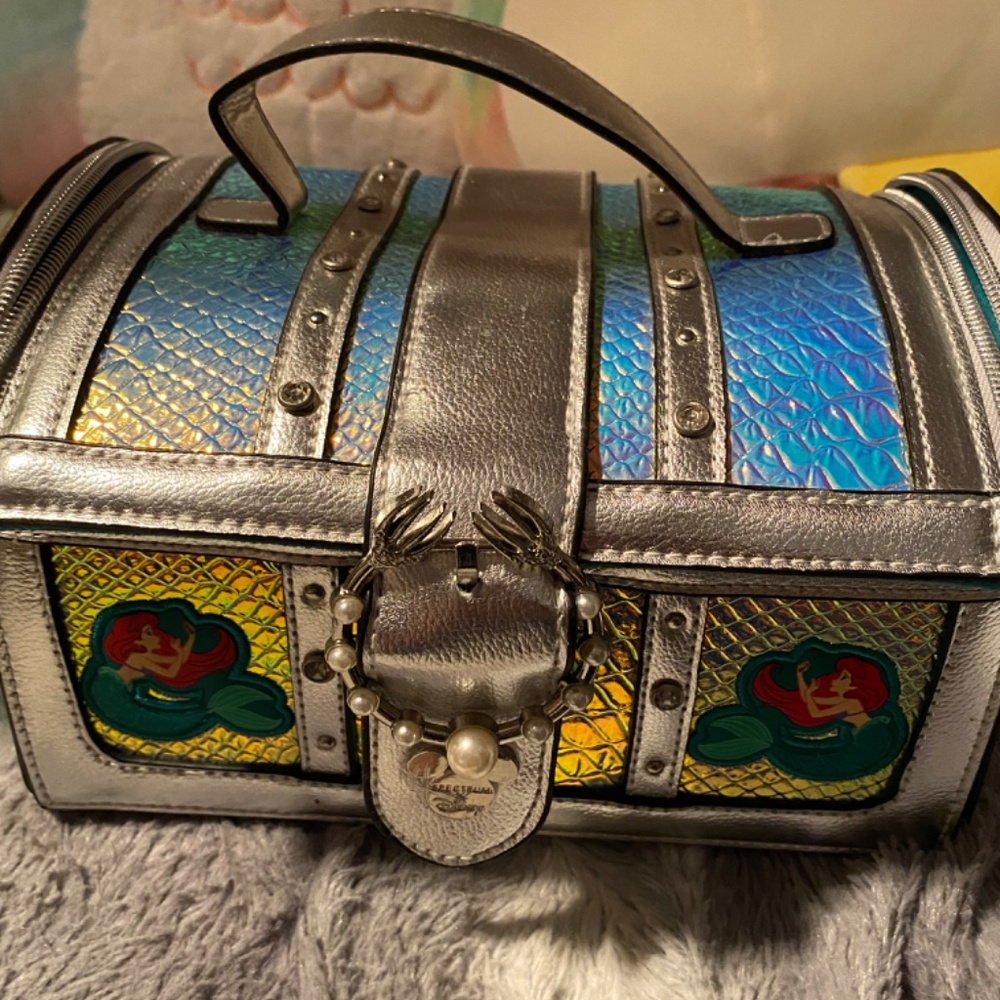 Disney Spectrum Limited Edition Little Mermaid 5 Makeup vegan Brush Set Rare!